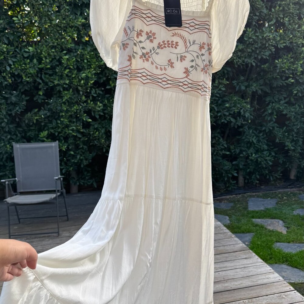 Ophelia Embroidered Midi Dress Ruby Claire Boutique M